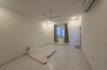 Villa - 4 - 5 for rent in Al Raqaib 2 - Al Raqaib - Ajman