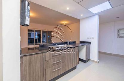 Apartment - 2 Bedrooms - 2 Bathrooms for sale in Tower 5 - Al Reef Downtown - Al Reef - Abu Dhabi