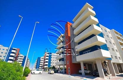 Apartment - 2 Bedrooms - 2 Bathrooms for sale in Tower 5 - Al Reef Downtown - Al Reef - Abu Dhabi