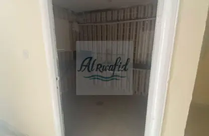 Labor Camp - Studio for rent in Industrial Area 5 - Sharjah Industrial Area - Sharjah