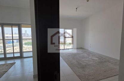 Apartment - 1 Bedroom - 2 Bathrooms for rent in Rabdan Building - Motor City - Dubai