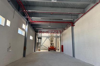 Warehouse - Studio - 1 Bathroom for rent in Al Warsan 2 - Al Warsan - Dubai