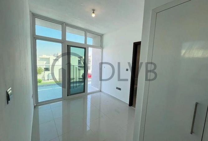 73164521 - Property Image 3