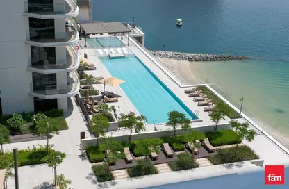 Apartment - 1 Bedroom - 1 Bathroom for sale in Palace Beach Residence Tower 1 - Palace Beach Residence - EMAAR Beachfront - Dubai Harbour - Dubai