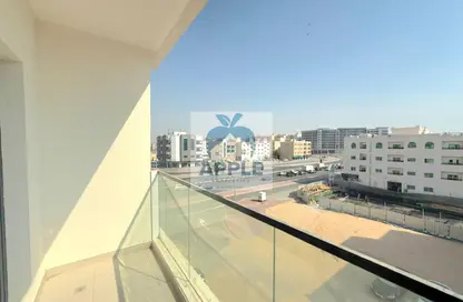 شقة - 2 غرف نوم - 3 حمامات للايجار في بناية مويليح 29 - مويلح - الشارقة