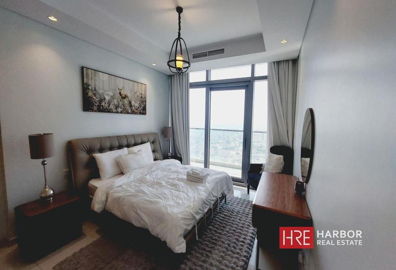 Burj Khalifa View l Move in Ready |Fully Furnished photo 10