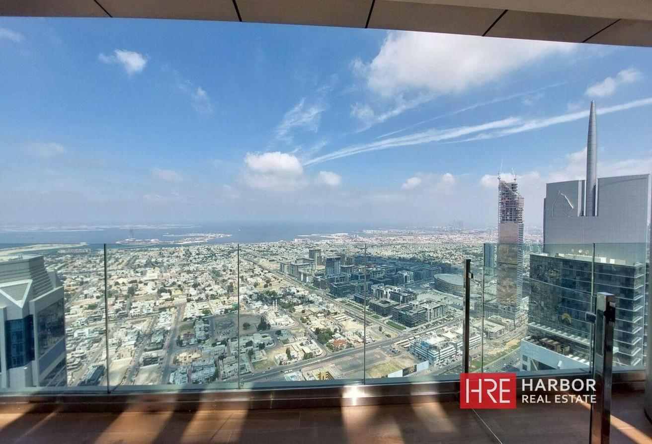Burj Khalifa View l Move in Ready |Fully Furnished photo 17