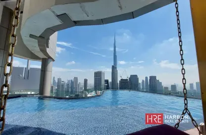 شقة - 2 غرف نوم - 3 حمامات للايجار في فندق ومساكن برج باراماونت - الخليج التجاري - دبي