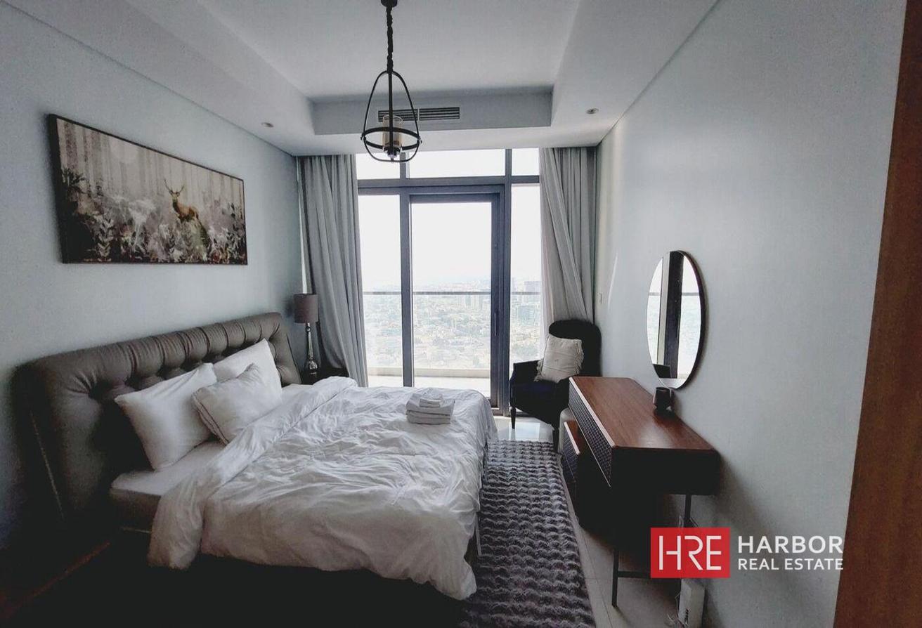 Burj Khalifa View l Move in Ready |Fully Furnished photo 9