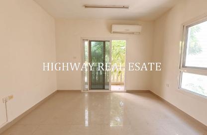 Apartment - 2 Bedrooms - 2 Bathrooms for rent in Muwaileh 3 Building - Muwaileh - Sharjah
