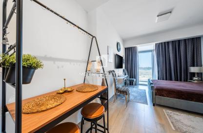 Apartment - Studio - 1 Bathroom for rent in Bloom Towers B - Bloom Towers - District 10 - Jumeirah Village Circle - Dubai