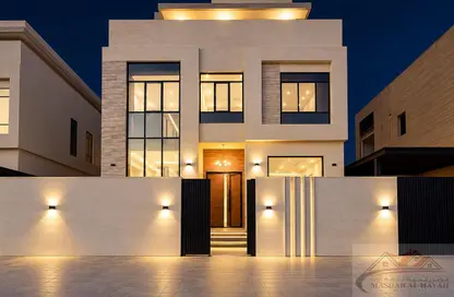 Villa - 4 Bedrooms - 6 Bathrooms for rent in Hoshi 2 - Hoshi - Al Badie - Sharjah