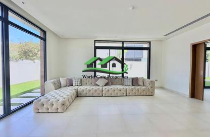 Villa - 5 Bedrooms - 6 Bathrooms for rent in West Yas - Yas Island - Abu Dhabi