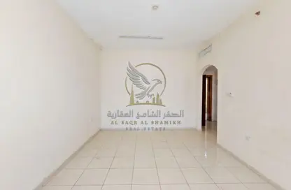 شقة - غرفة نوم - 2 حمامات للايجار في القليعة - الشرق - الشارقة