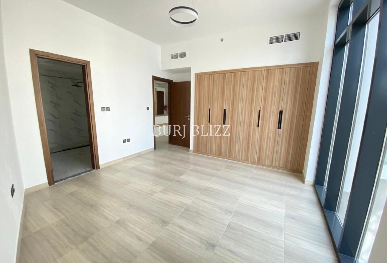Modern Living | Open View | Chiller under DEWA photo 7