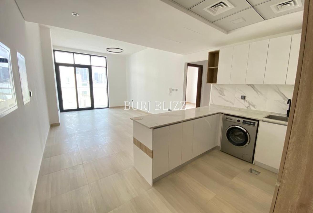 Modern Living | Open View | Chiller under DEWA photo 2