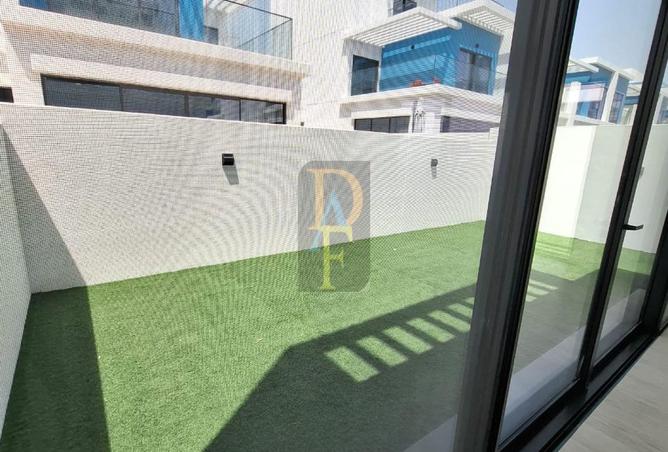 93573189 - Property Image 3