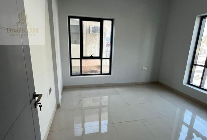 57390944 - Property Image 3