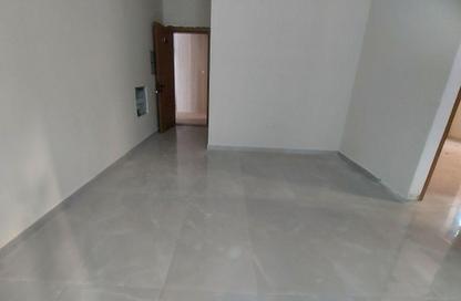 Apartment - 1 Bedroom - 2 Bathrooms for rent in Muwaileh 3 Building - Muwaileh - Sharjah