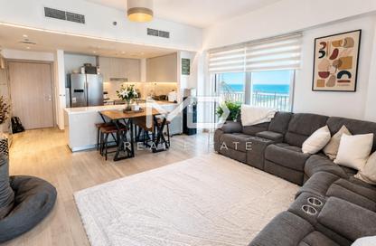 Apartment - 3 - 4 for rent in Waters Edge - Yas Island - Abu Dhabi