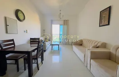 شقة - غرفة نوم - 2 حمامات للبيع في مساكن النخبة رقم 7 - مساكن النخبة الرياضية - مدينة دبي الرياضية - دبي