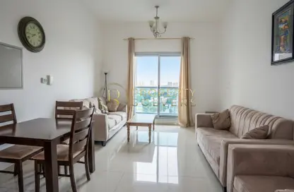 شقة - غرفة نوم - 2 حمامات للبيع في مساكن النخبة رقم 7 - مساكن النخبة الرياضية - مدينة دبي الرياضية - دبي