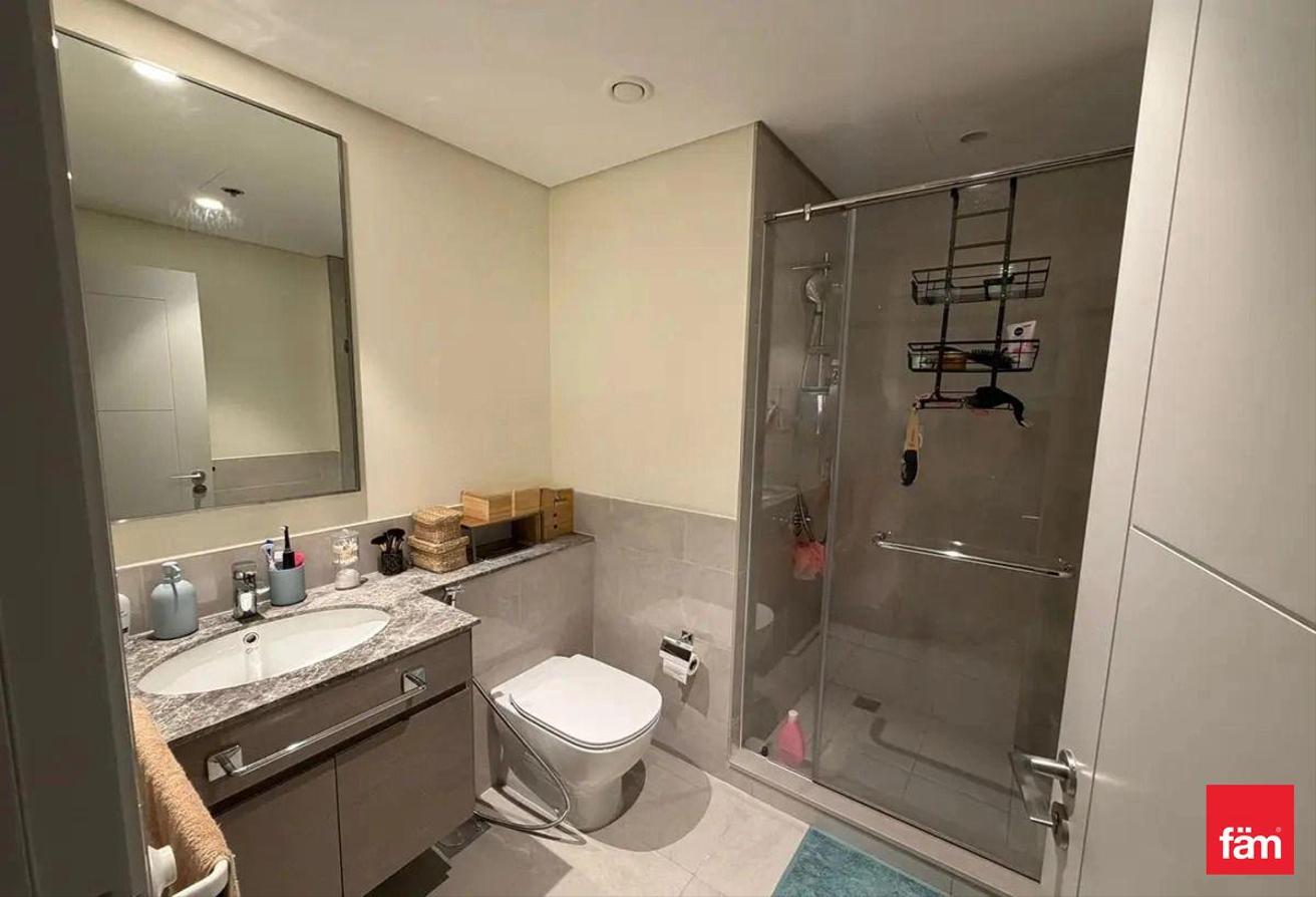 Prime Location | Vacant | Unfurnished photo 8