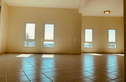Apartment - 2 Bedrooms - 3 Bathrooms for rent in Building 132 - Contemporary Cluster - Discovery Gardens - Dubai