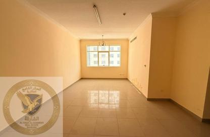 Apartment - 2 Bedrooms - 2 Bathrooms for rent in Al Khan Corniche - Al Khan - Sharjah Apartment - 2 Bedrooms - 2 Bathrooms for rent in Al Khan Corniche - Al Khan - Sharjah