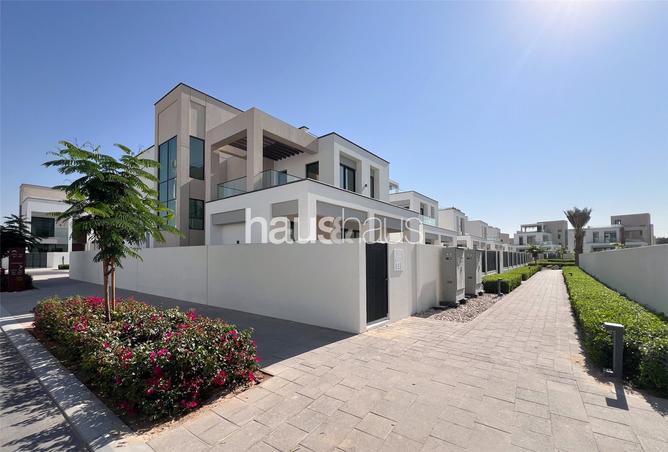 16003688 - Property Image 2