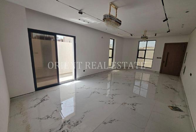 74241509 - Property Image 2