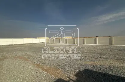 Land - Studio for rent in Al Jlail - Al Sajaa - Sharjah