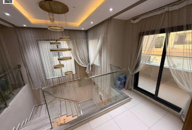 92251804 - Property Image 3