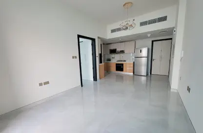 Apartment - 1 Bedroom - 2 Bathrooms for rent in Skyz by Danube - Arjan - Dubai