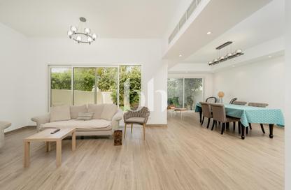 Villa - 4 Bedrooms - 4 Bathrooms for rent in Springs 7 - The Springs - Dubai