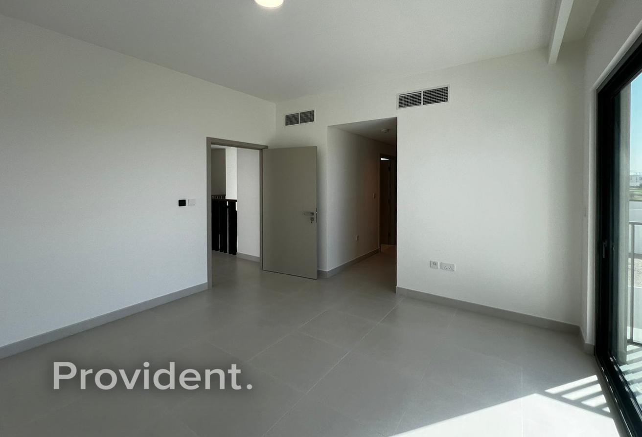 Brand New | Vacant | Large Plot photo 20