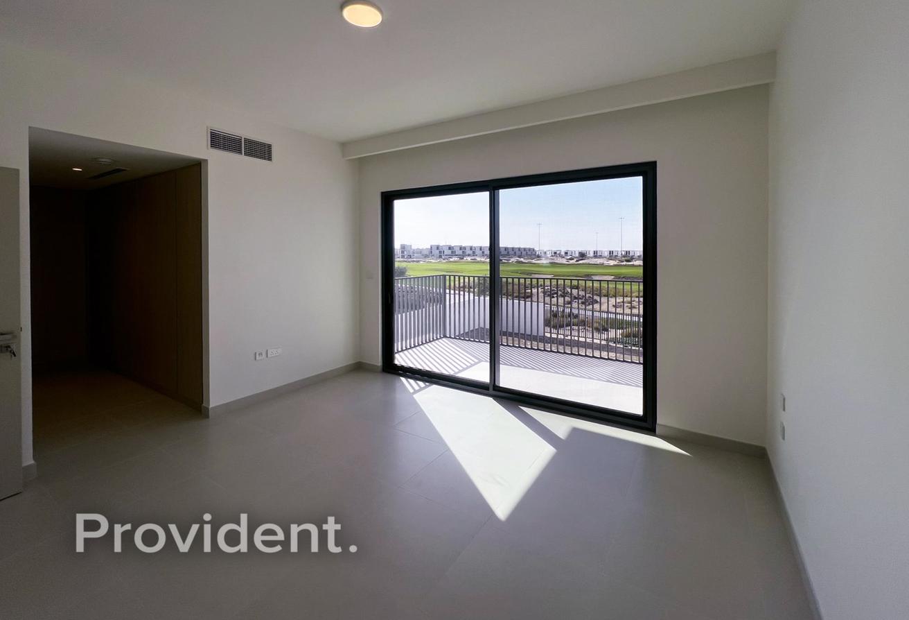 Brand New | Vacant | Large Plot photo 17
