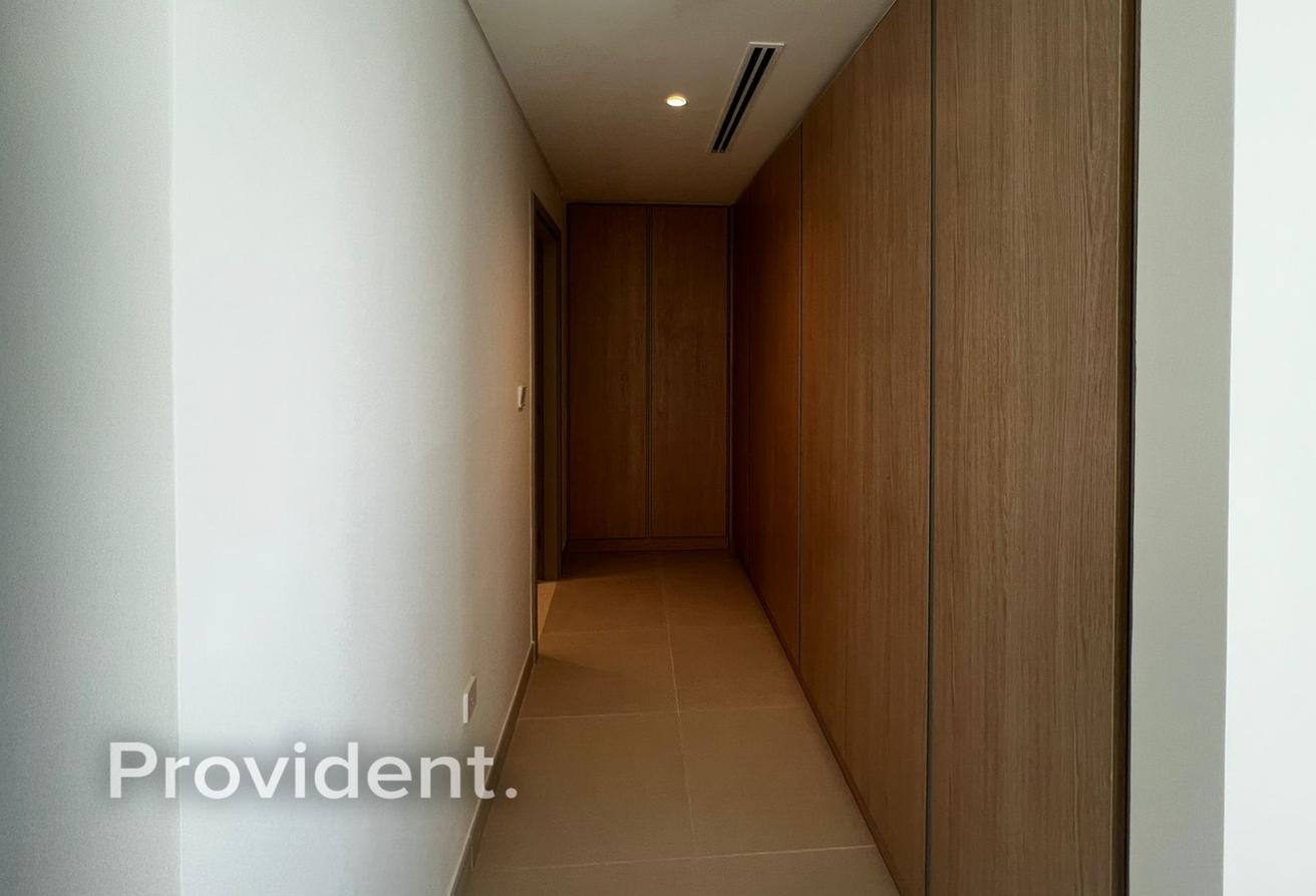 Brand New | Vacant | Large Plot photo 7