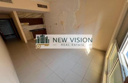 Apartment - Studio - 1 Bathroom for rent in Al Qulaya'ah - Al Sharq - Sharjah