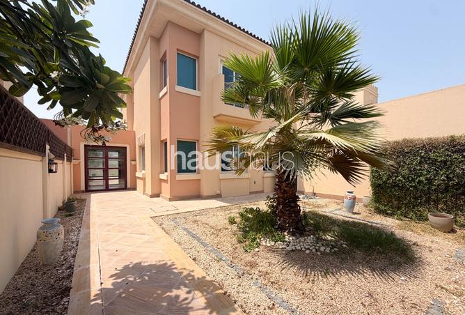 141929278 - Property Image 3