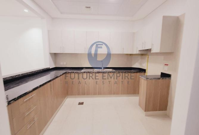 123841037 - Property Image 3