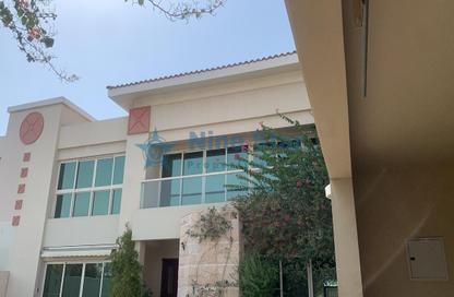 Villa - 5 Bedrooms - 5 Bathrooms for rent in Jumeirah 1 Villas - Jumeirah 1 - Jumeirah - Dubai