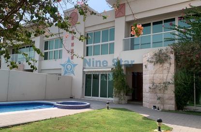 Villa - 5 Bedrooms - 5 Bathrooms for rent in Jumeirah 1 Villas - Jumeirah 1 - Jumeirah - Dubai