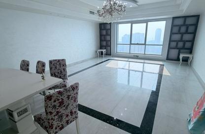 Apartment - 3 - 3 for sale in Al Dana Tower - Al Majaz 3 - Al Majaz - Sharjah