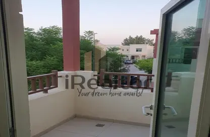 شقة - 2 غرف نوم - 2 حمامات للايجار في قرية الخليج - الغدير - أبوظبي