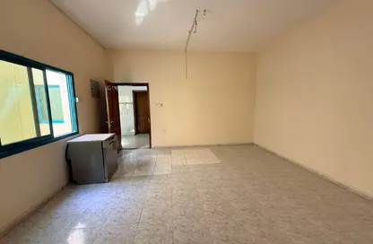 شقة - 2 غرف نوم - 2 حمامات للايجار في ميسلون - الشرق - الشارقة