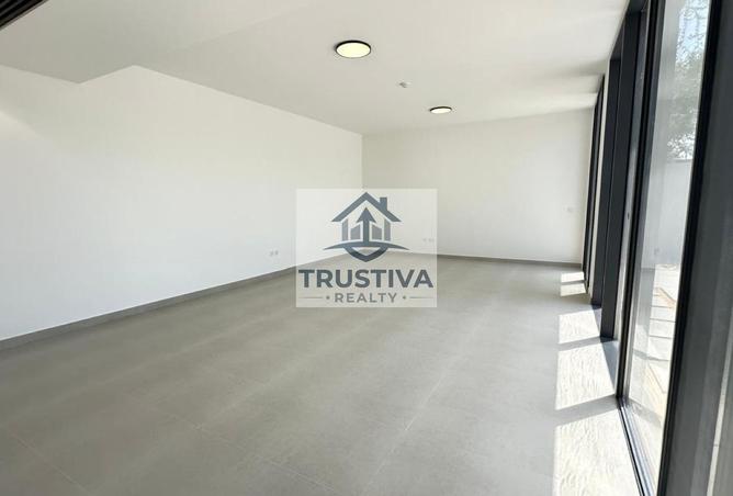 74260437 - Property Image 2