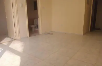 شقة - 1 حمام للايجار في القاسمية - الشارقة