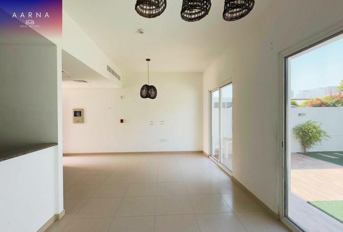 100415636 - Property Image 3