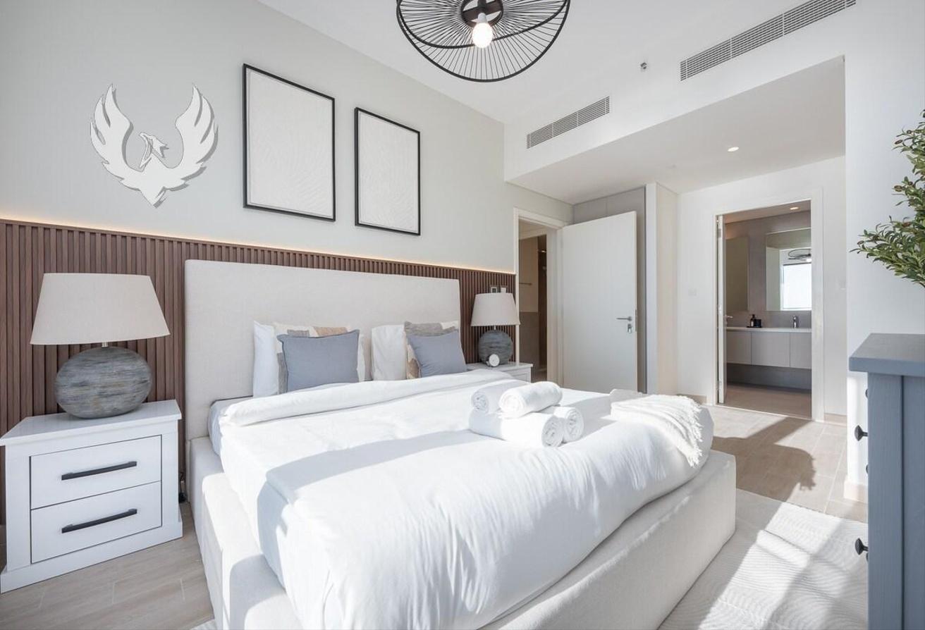 Furnished | Creek Beach Lagoon and Canal View photo 13